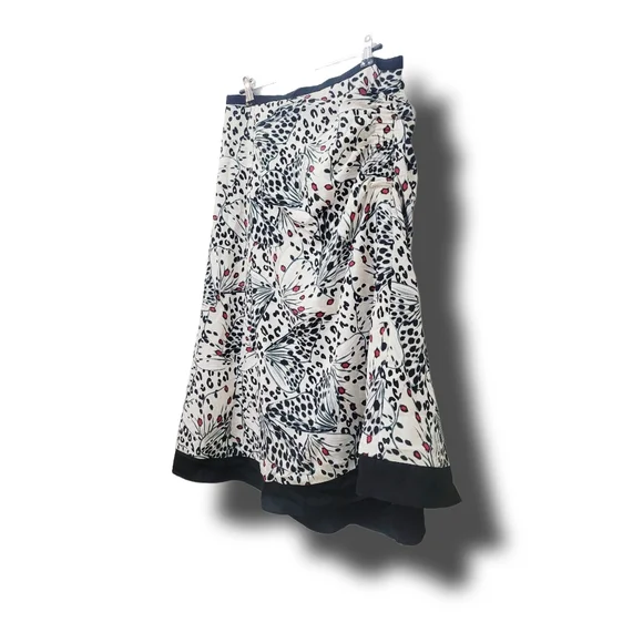 🌿DKNY Women's Size 2 Cream Butterfly Skirt with Side Cinch, Fully Lined - Picture 4 of 12